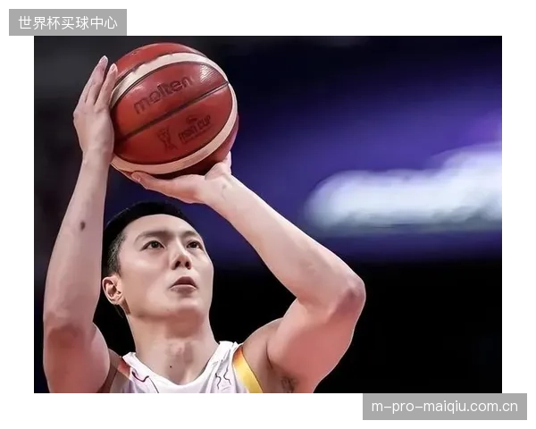 胡明轩需在串联球队和个人攻击中找到平衡，减少失误是前提。